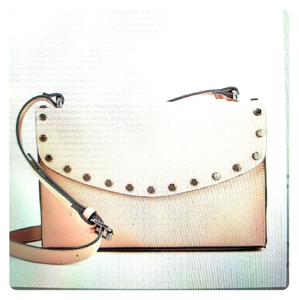 Nice crossbody purse.